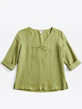 Hot Cotton sage green v-neck pullover 3/4 sleeve 100% linen top